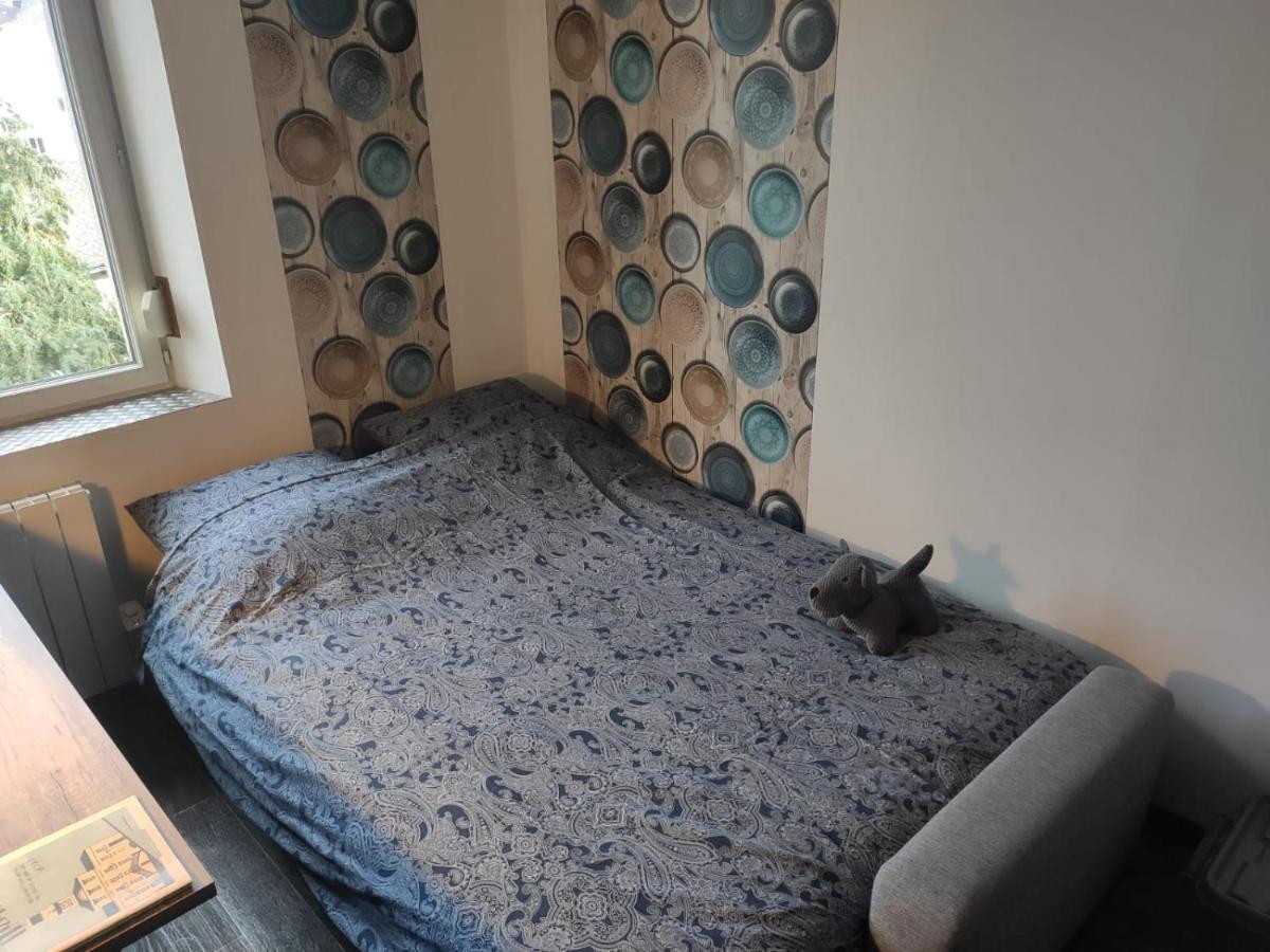 Appartement Cosy Centre-Ville Wifi Parking Charleville-Mezieres Exterior photo